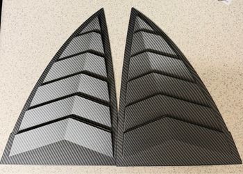 21-25 Tesla Y/3/3+ Rear Triangle Window Shutters