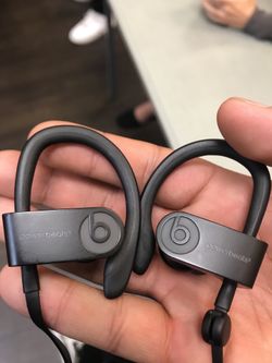 Powerbeats 3
