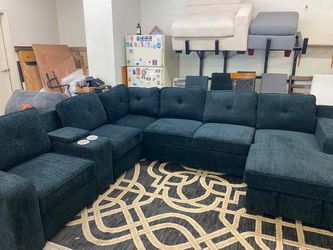 New Chenille Sleeper Sectional Couch with USB Console and Storage! Free Delivery 🚚!