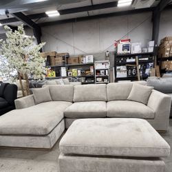 Henredon Caley Reversible Sectional Couch