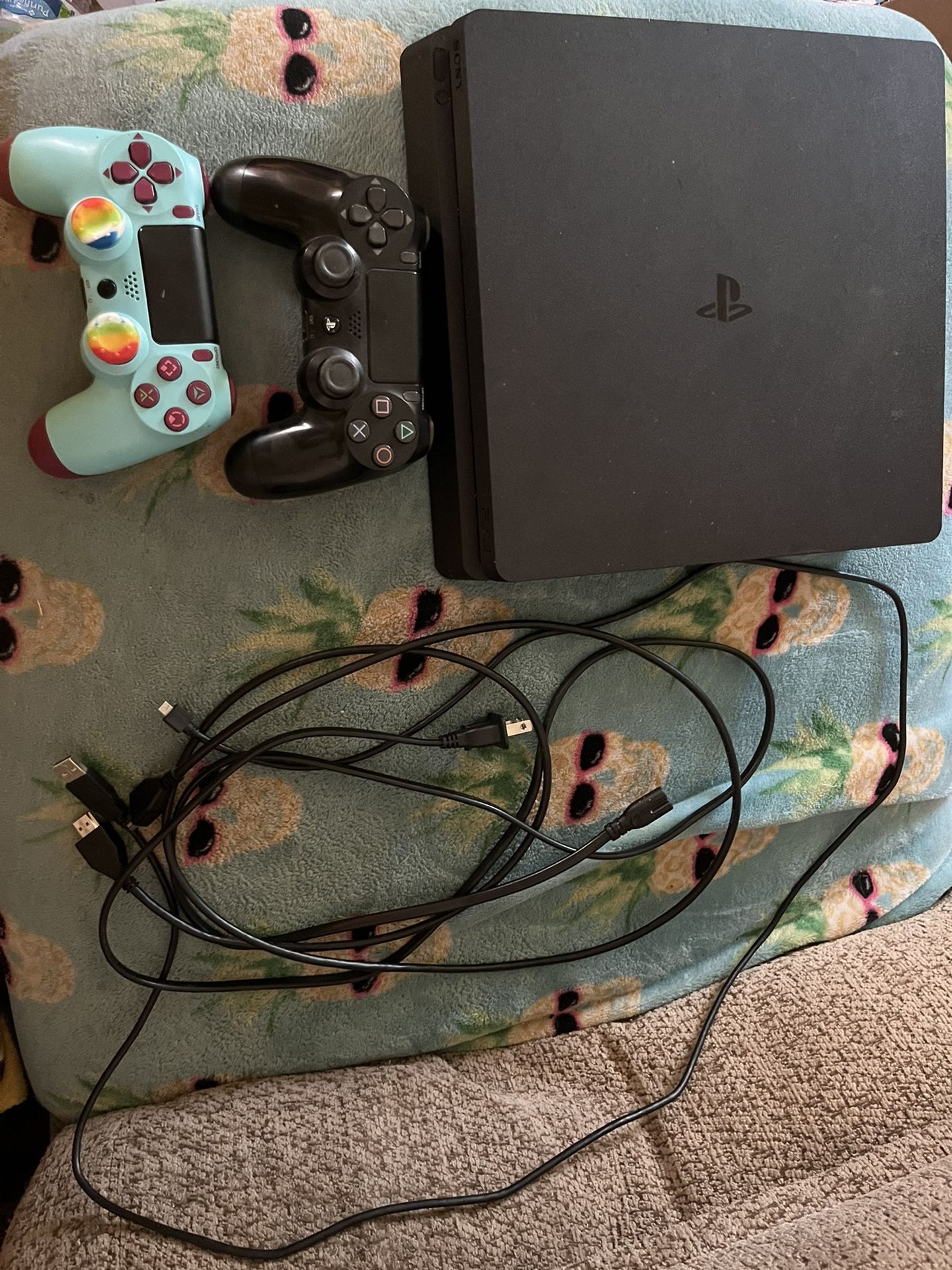 PS4 With 2 Controllers And 9 Games