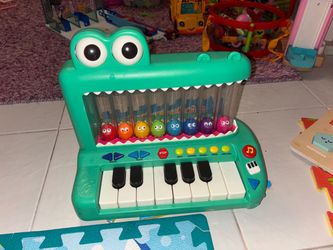Baby piano