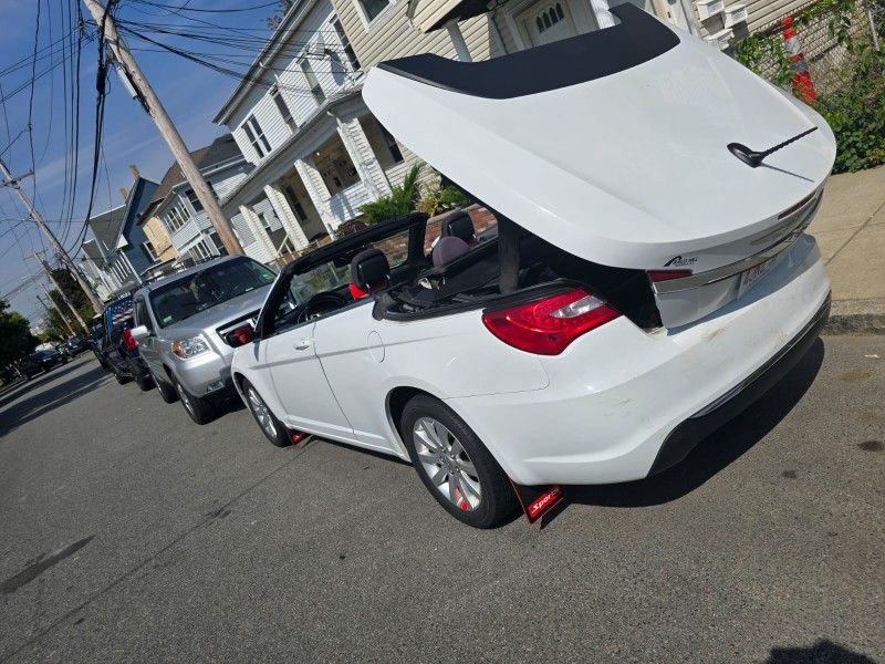 2012 Chrysler 200