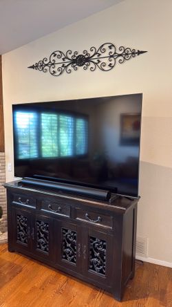 Samsung 75” TV