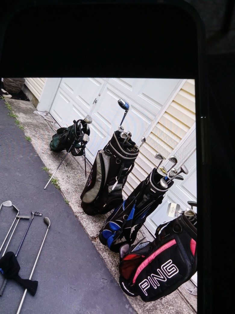 Gold Clubs. 65 Set 100 Ping Set