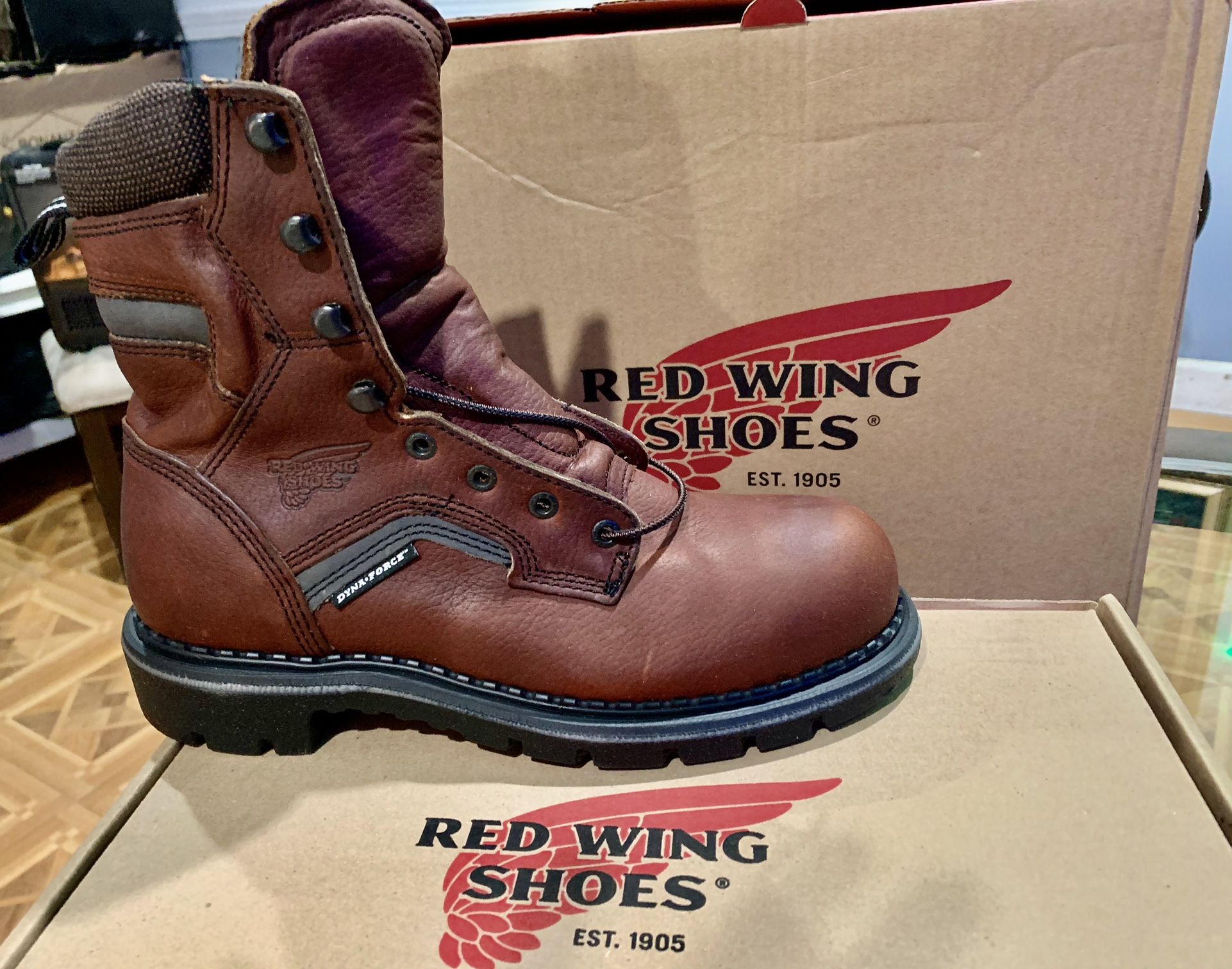 Red Wings /work Boots /2238 RED WING MEN