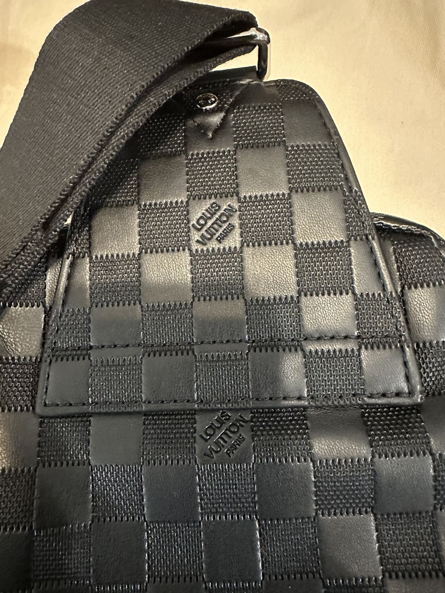 Louis Vuitton “Avenue” Sling Bag