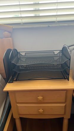 Black Metal Mesh Desk Organizer
