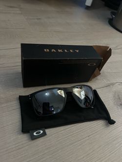 Oakley Holbrook matte black/ prizm black polarized