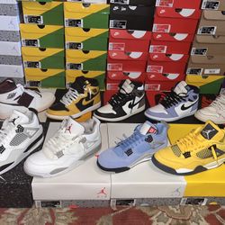 Deadstock/VNDS Jordan 1 and 4 