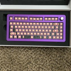 Paragon Mechanical Keyboard (Purple)