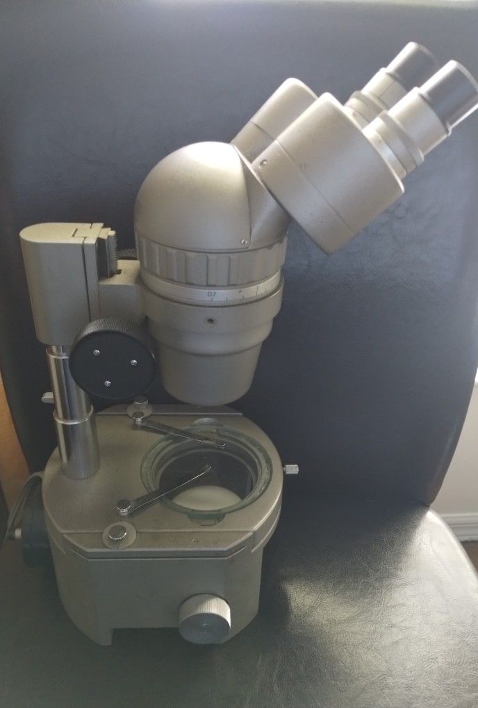 Olympus Tokyo SZ Illuminating Inspection Binocular Microscope Vintage Firm Price