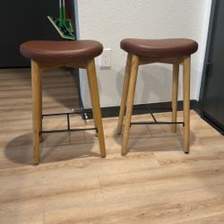 Two Counter/ Table Seats