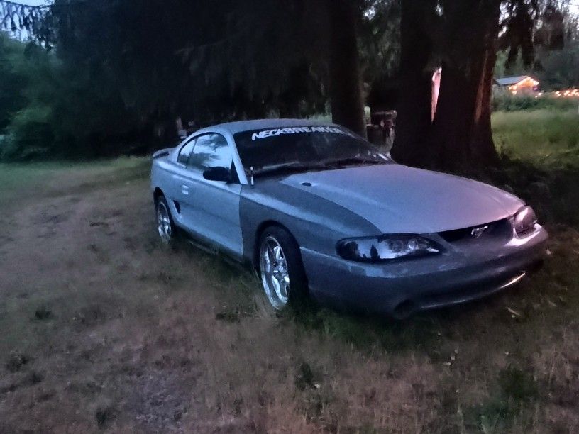 1994 Ford Mustang