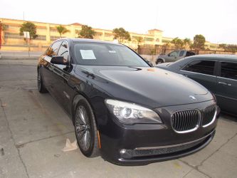 2011 BMW 7 Series 740Li