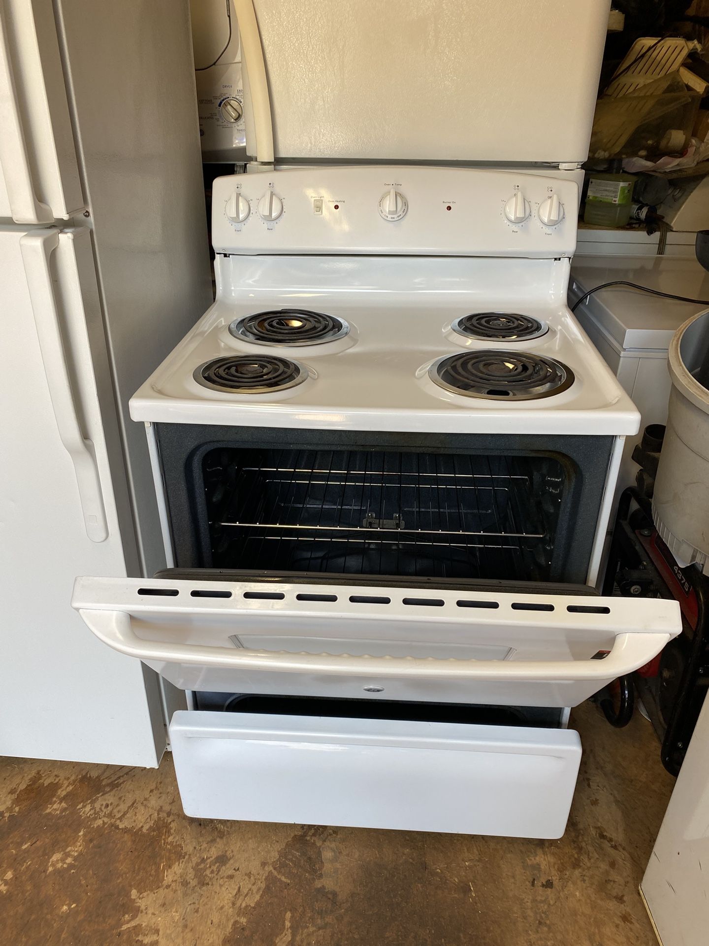 White Whirlpool Pulled Out Stove But That Issues $169 30 day warranty