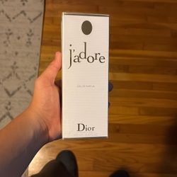 J’dore Dior Eau De Parfum 