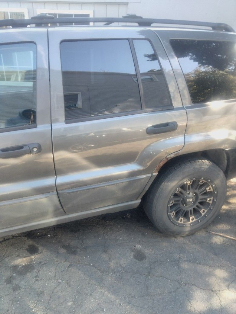 2004 Jeep Grand Cherokee