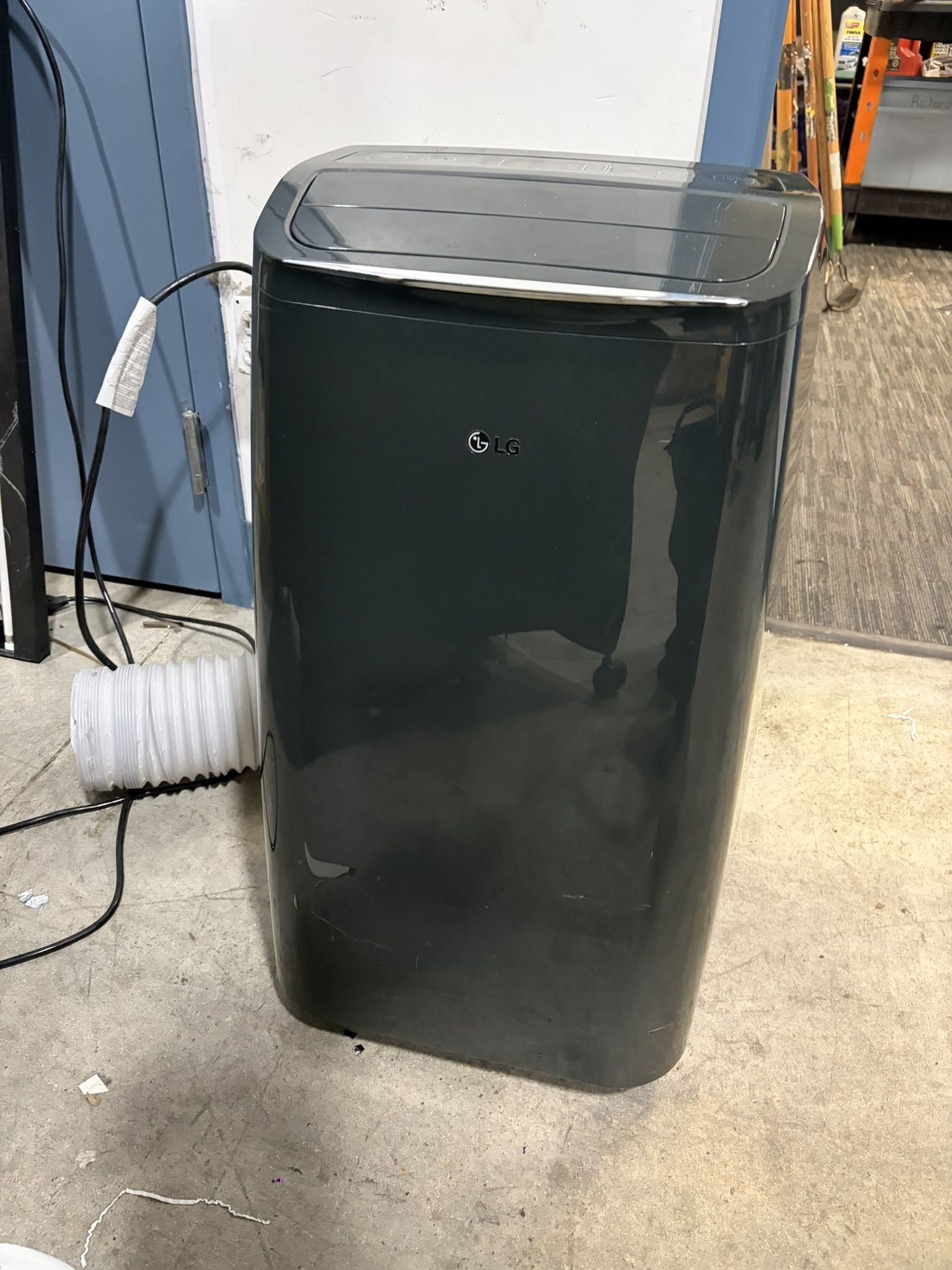 LG LP1218GXR AC Unit