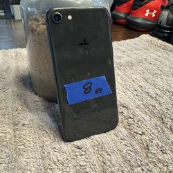 iPhone 8 64 GB Unlocked 