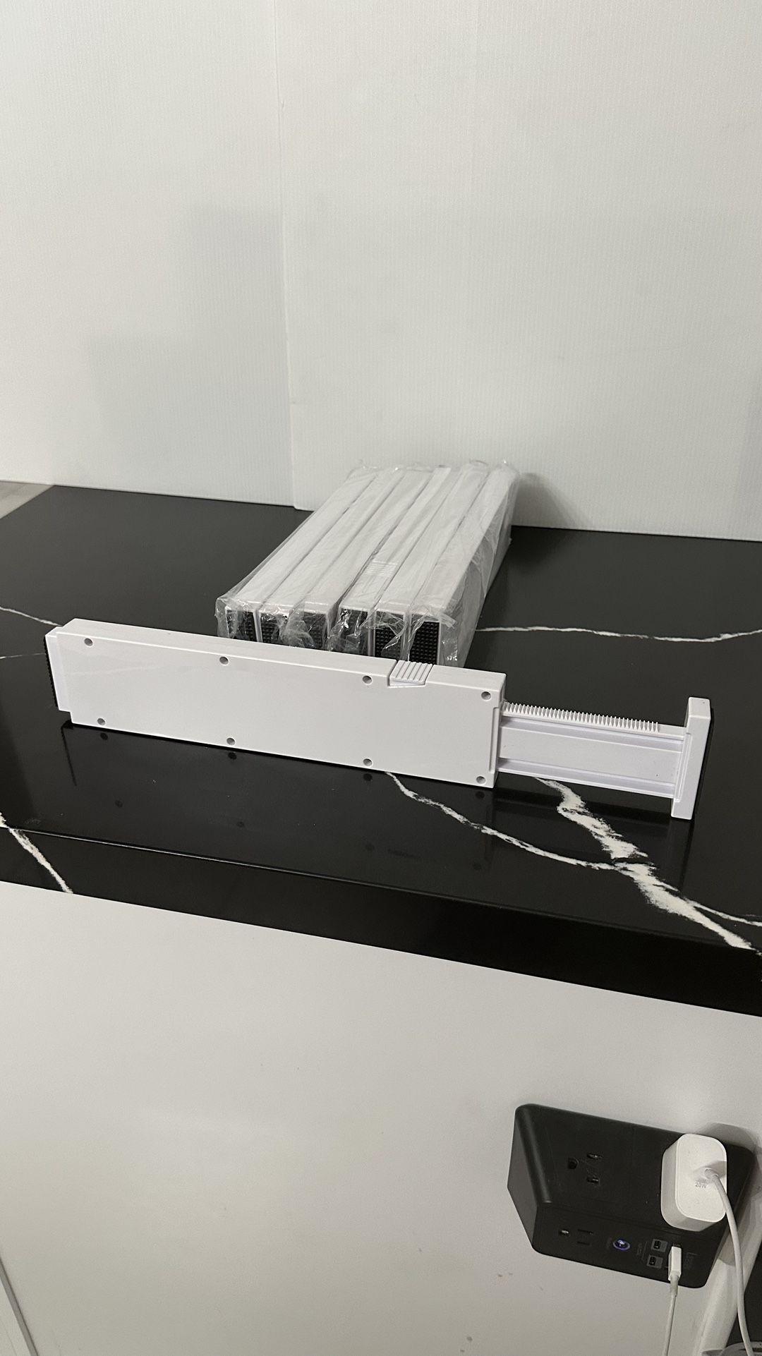 Adjustable Drawer Dividers 11" to 17.5" 