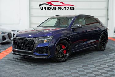 2023 Audi RS Q8