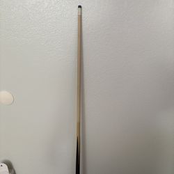 New One Piece Solid Wood Pool Cue 52”