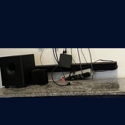 VIZIO - 5.1-Channel V-Series Soundbar with Wireless Subwoofer and Dolby Audio 5.1/DTS Virtual:X - Blacks