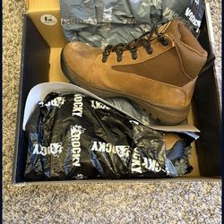 Brand New Rocky Spike Big Kid Waterproof Outdoor Boot, Size 5M