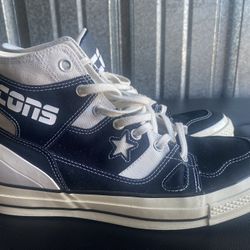 Converse Hightops Chuck Taylor  Size 12 Make An Offer