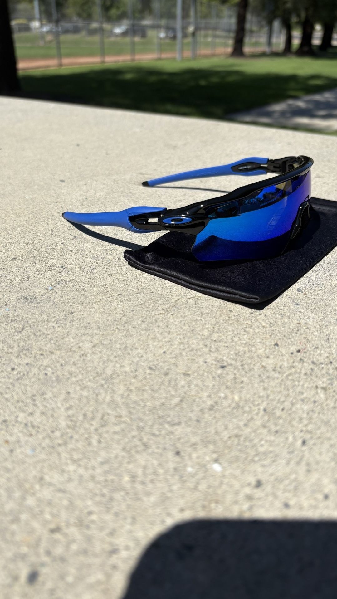 Oakley Radar Ev Path (Brand New With Box) 