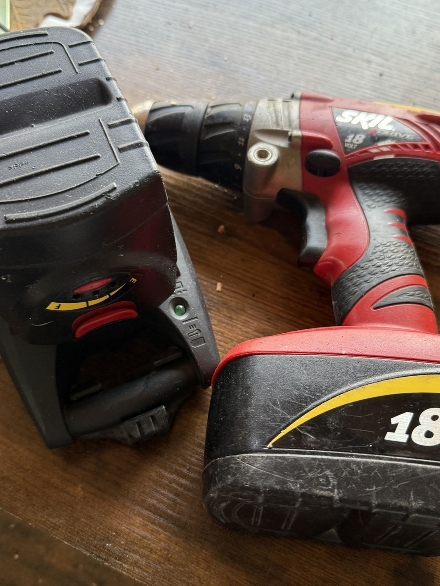 18v Drill With Extra Battery