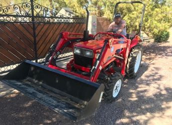25 HP Tractor 