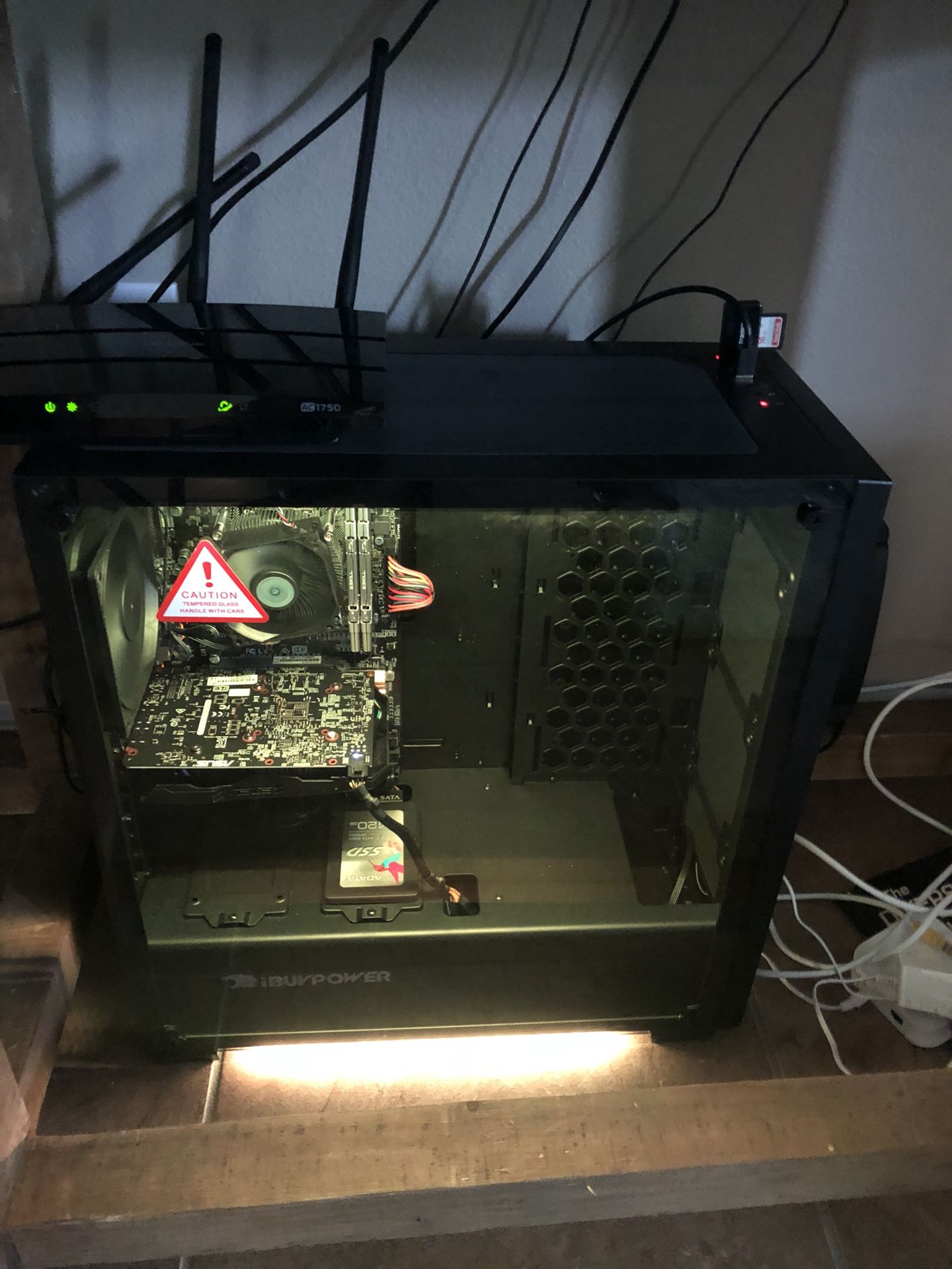 IBUYPOWER Trace 930 with box and accessories
