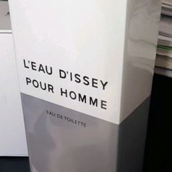 Issey Miyake L'eau D'Issey Pour Homme EDT 6.7 oz / 200 ml Men Spray