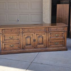Vintage Drexel Dresser Set 