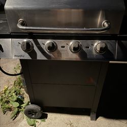 Charbroil Gas Grill 