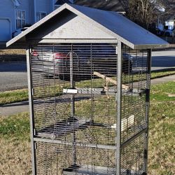 Large bird house - great for other animals also.