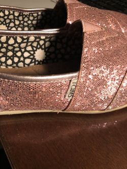 Toms almost new. Not my size. $10