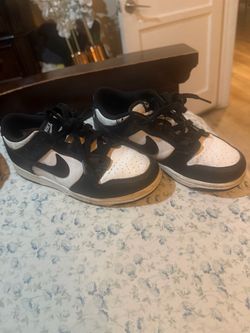 Panda dunks