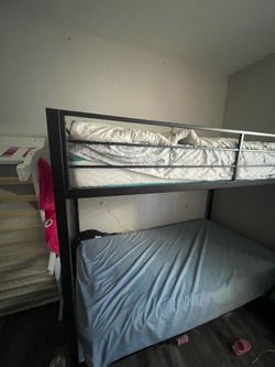 Bunkbeds-twin