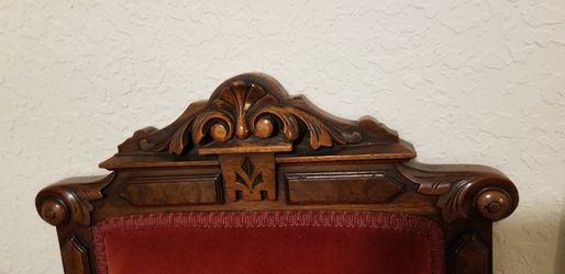 Antique 1800's arm chair