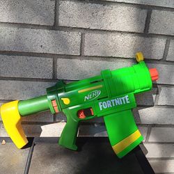 Nerf Fortnite SMG 