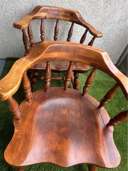 2 CHAIRS