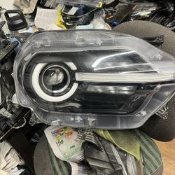 2022-24 FORD BRONCO SPORT RIGHT HEADLIGHT 