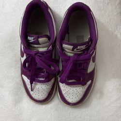 Nike Dunk Low Size 4 Kids 