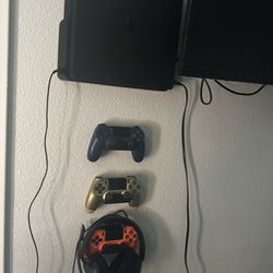 PS4 With Extras