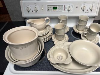 Pfaltzgraff "Heirloom”