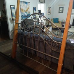 Queen Mattress Set With Bedframe