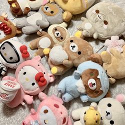 Hello Kitty / Sanrio Plushies